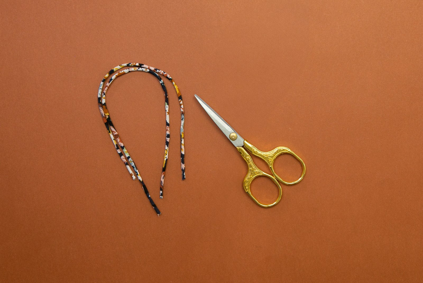 How To Sew Rouleau Made Label